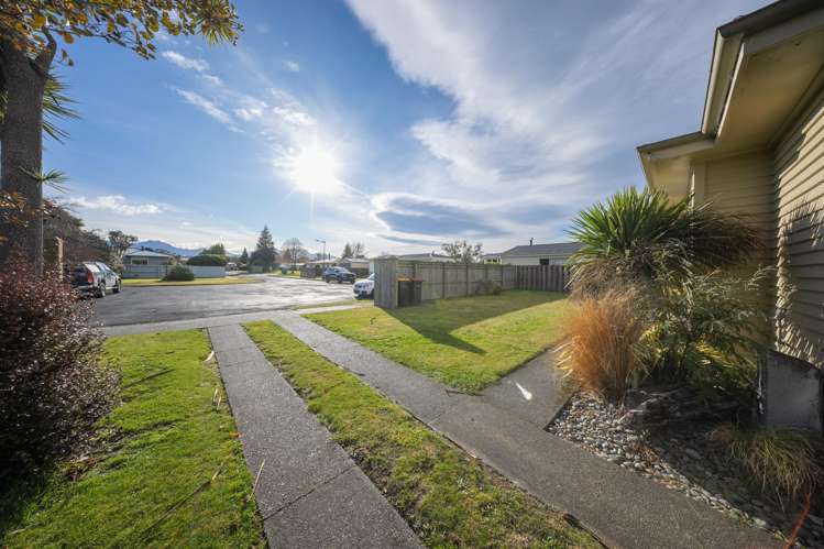 29 Excelsior Place Manapouri_16