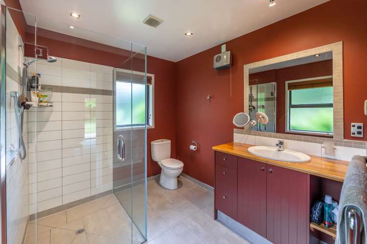 52 Allin Drive Waikuku Beach_17