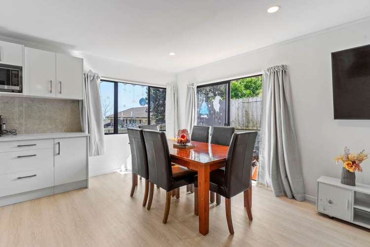 2/30 Eugenia Rise Totara Heights_9