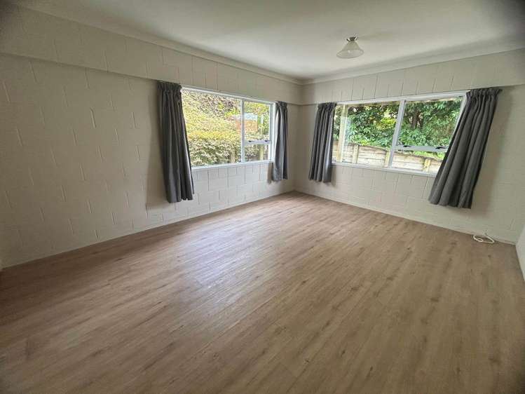 1/16 Cambric Place Botany Downs_16