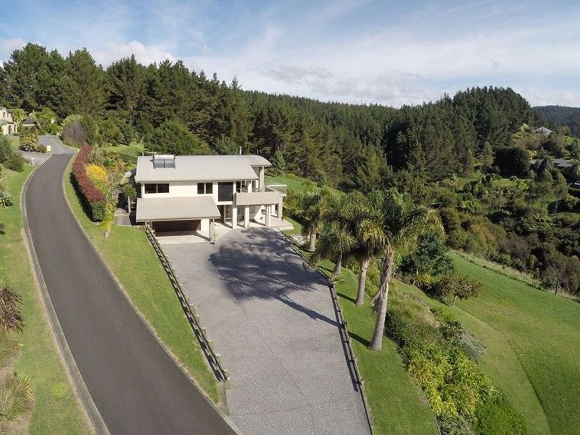 8 Governors Heights Whangamata_0