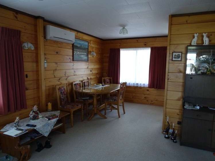 37 Station Road Paeroa_5