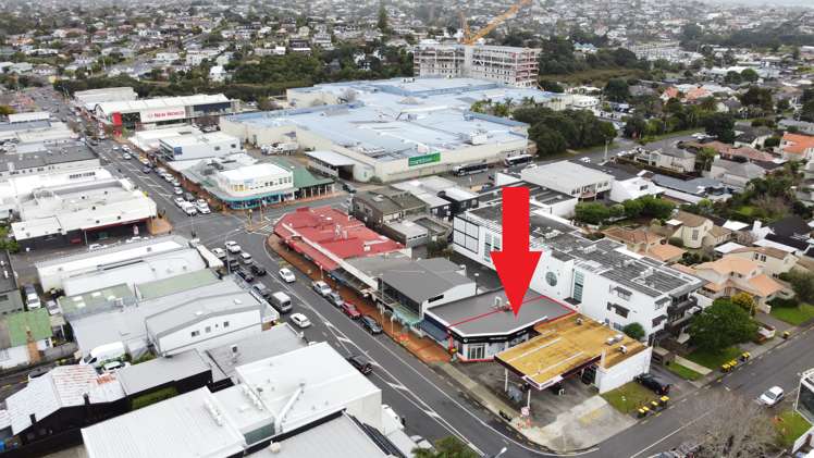 2/79 Kitchener Road Milford_3