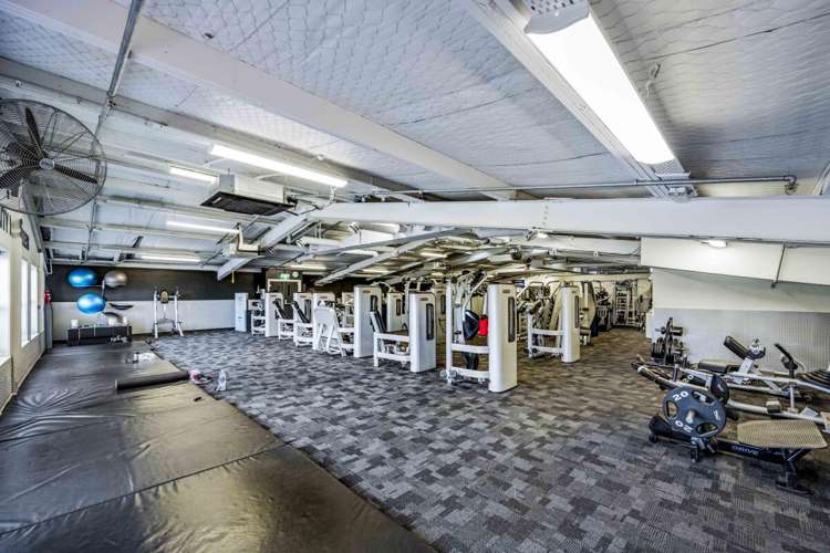 Units 12 & 16, 170 Wairau Road Wairau Valley_7