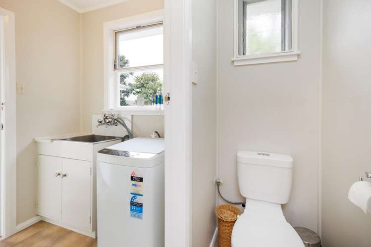 28 Henare Street West End_23