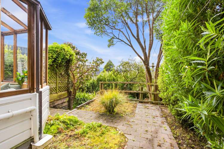 32 City Road Roslyn_27