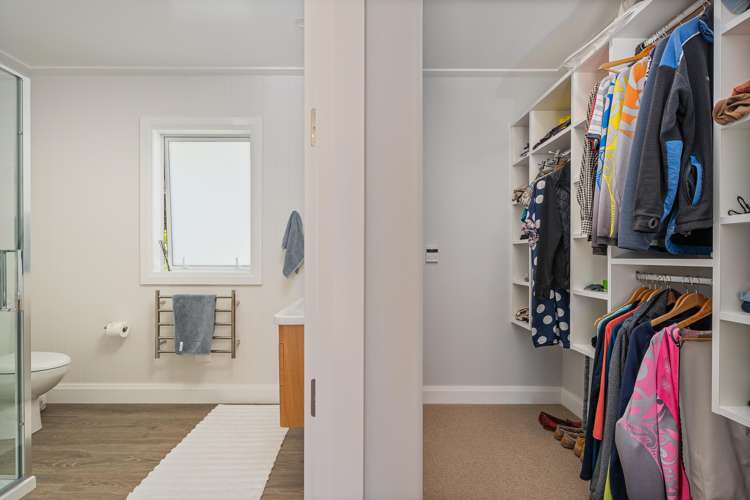 112 Ocean Close Matarangi_19