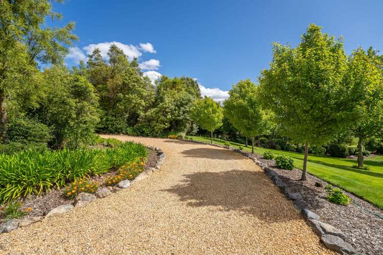 96 Totara View Road Wakefield_1