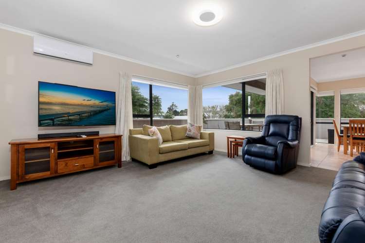 6 Gleneagles Grove Wattle Downs_6