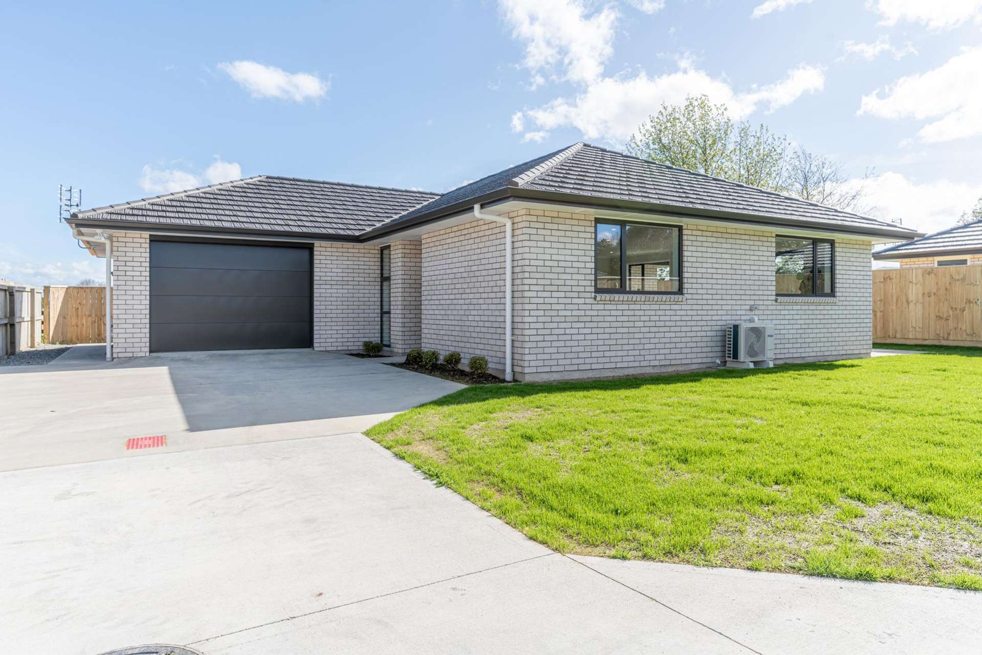 37 Rhodes Street Carterton_0
