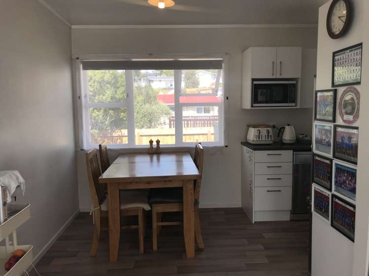 42 Lingfield Street Glenfield_2