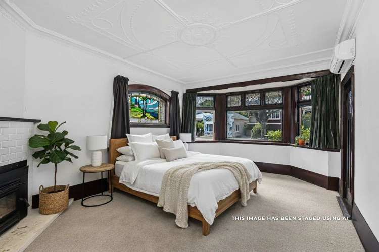 1 Crown Street North East Valley_12