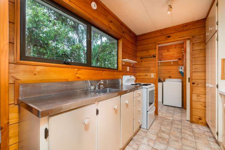 3/9 Te Kanawa Crescent Henderson_10