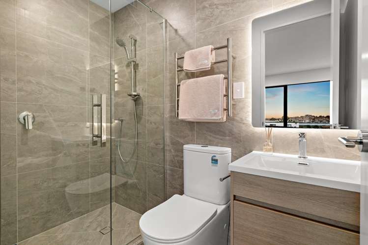 24 Milenio Crescent Mairangi Bay_9