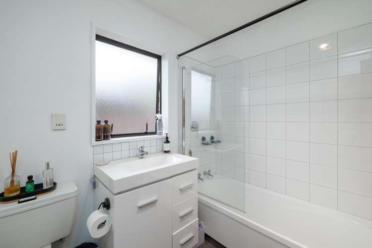 1/117 Wainoni Road Avondale_10