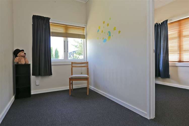 10 Railway Road Whakatu_13