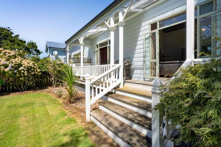 76 Glover Road Hawera_23