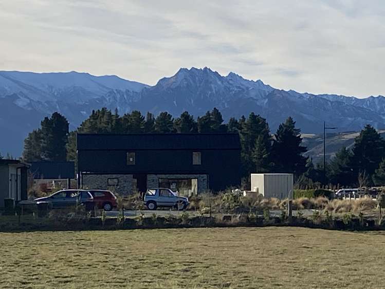 1 Outlet Road Wanaka_3