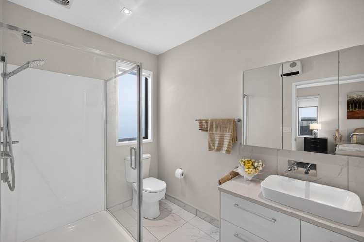 10 Jacob Street Brookfield_12