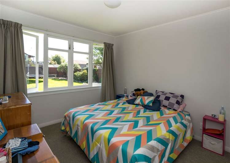 6 Edinburgh Crescent Redwoodtown_8