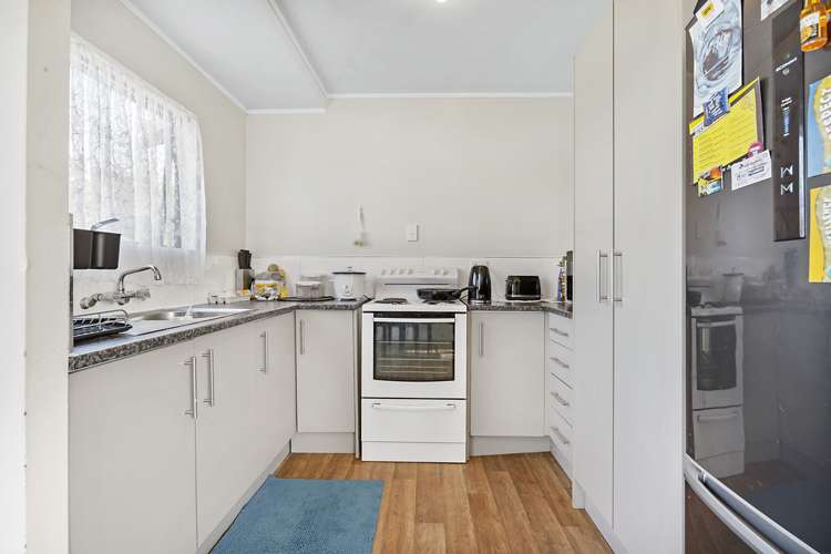 2/7 Volta Place Clendon Park_2