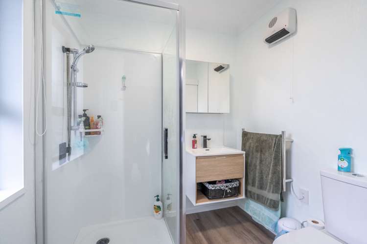 240 Dunns Road Otatara_7