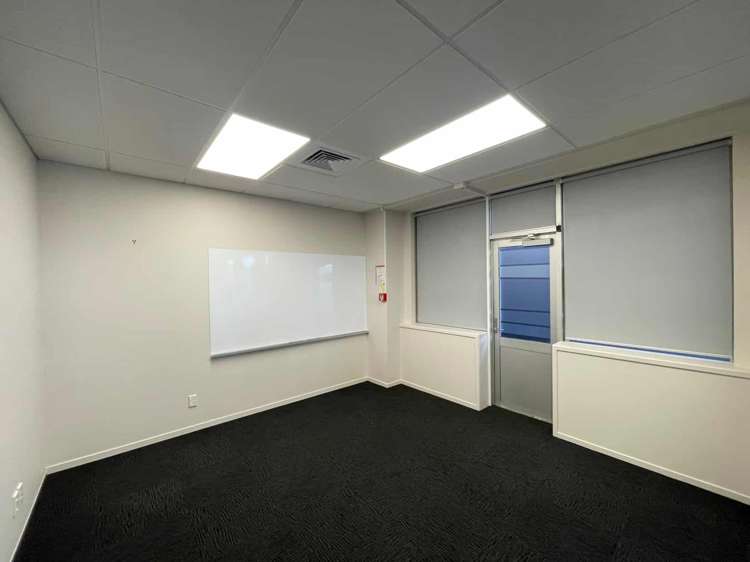 12-14 Northcroft Street Takapuna_5