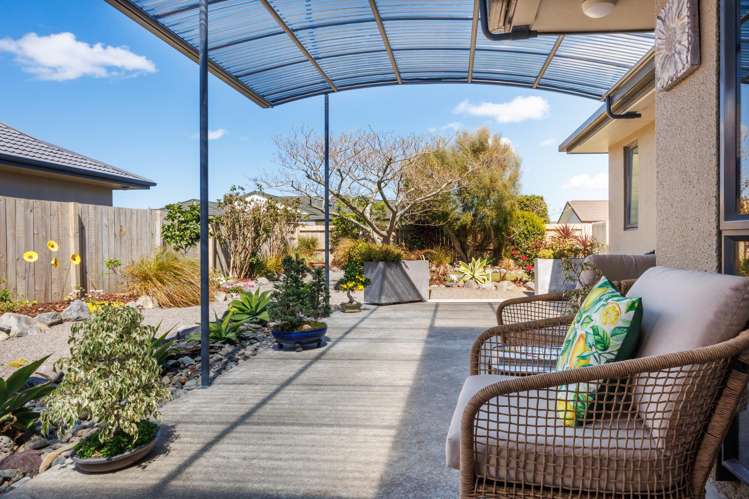 4 Meridian Grove Kelvin Grove_13