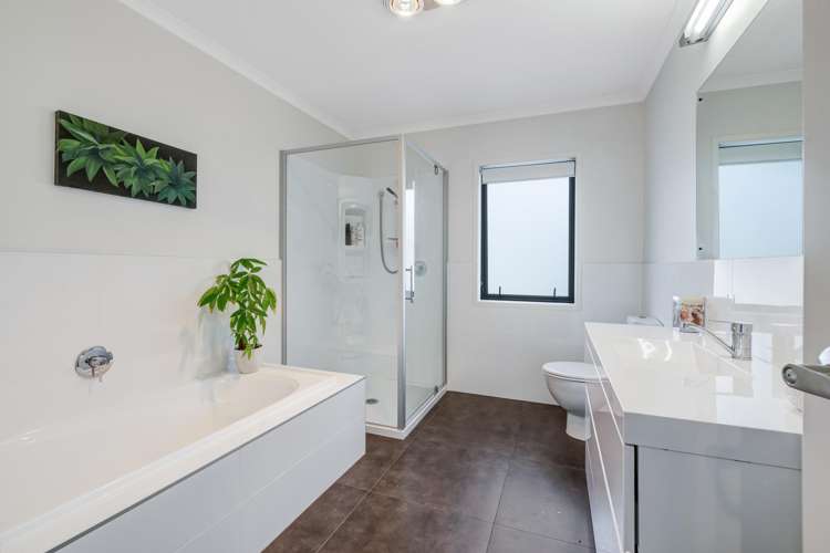 7 Moffat Road Red Beach_14