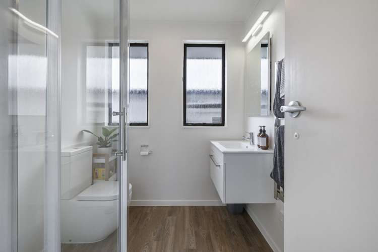 1/8 Vodanovich Road Te Atatu South_14