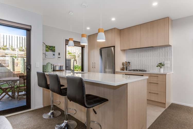 9 Lemonwood Way Woodridge_7