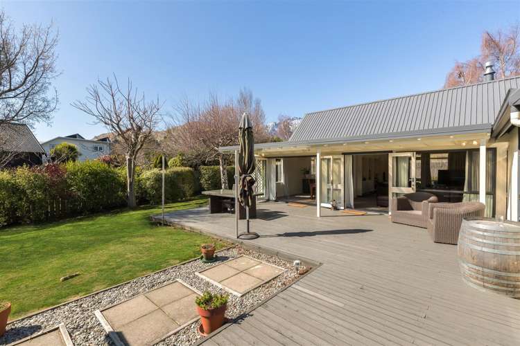 6 Kelvin Place Kelvin Heights_16