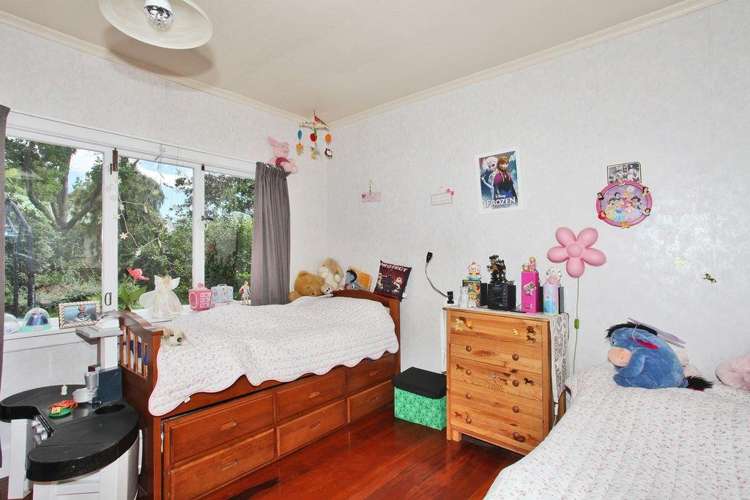 28 Sarsfield Street Southbridge_9