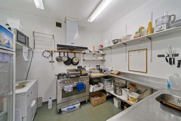 Unit 10, 18 Taurus Place Bromley_7