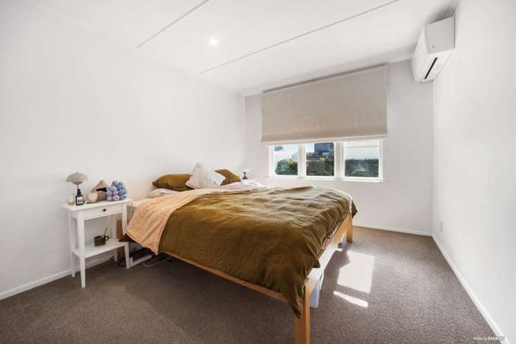 787 Te Atatu Road Te Atatu Peninsula_16