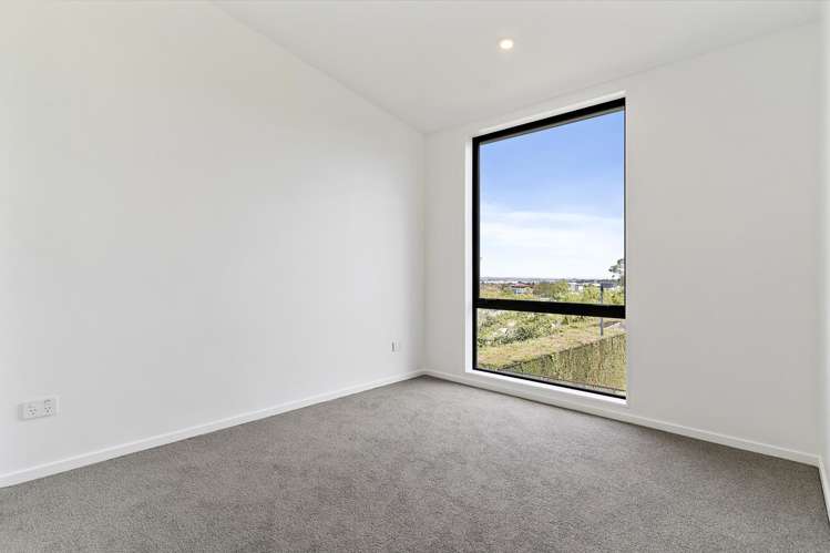 1/37 Saint Vincent Avenue Remuera_11