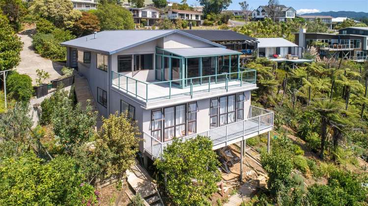 8 Pine Grove Tairua_11