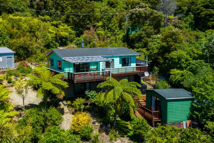 2660 Kenepuru Road Kenepuru Sound_12