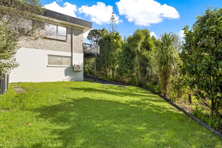 2/16 Malters Place Browns Bay_6