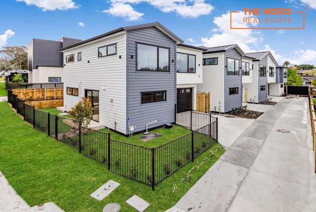NEW STANDALONE HOMES IN THE HEART OF HOWICK