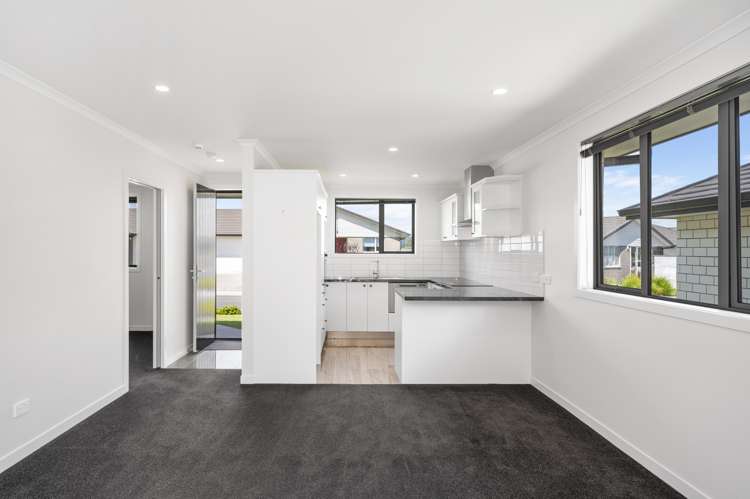 91/4 Greystone Place Omokoroa_6