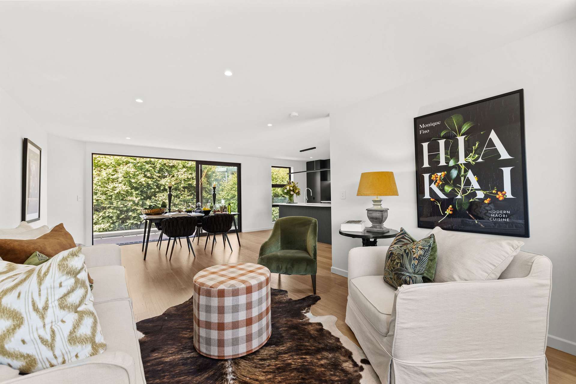 2/11 Carlton Mill Road Merivale_0