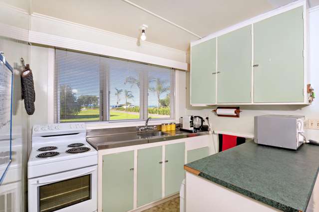 21 and 21A West End Road Ohope_3