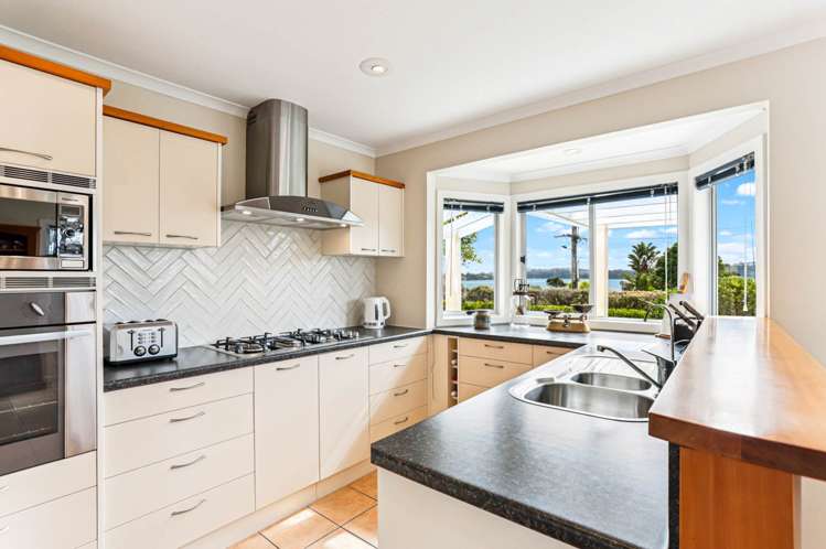 85 The Terrace Herald Island_6