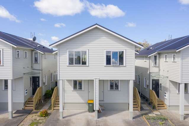 7/6 John Jennings Drive Oteha_1