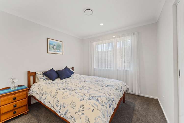 32 Katania Heights Brightwater_13