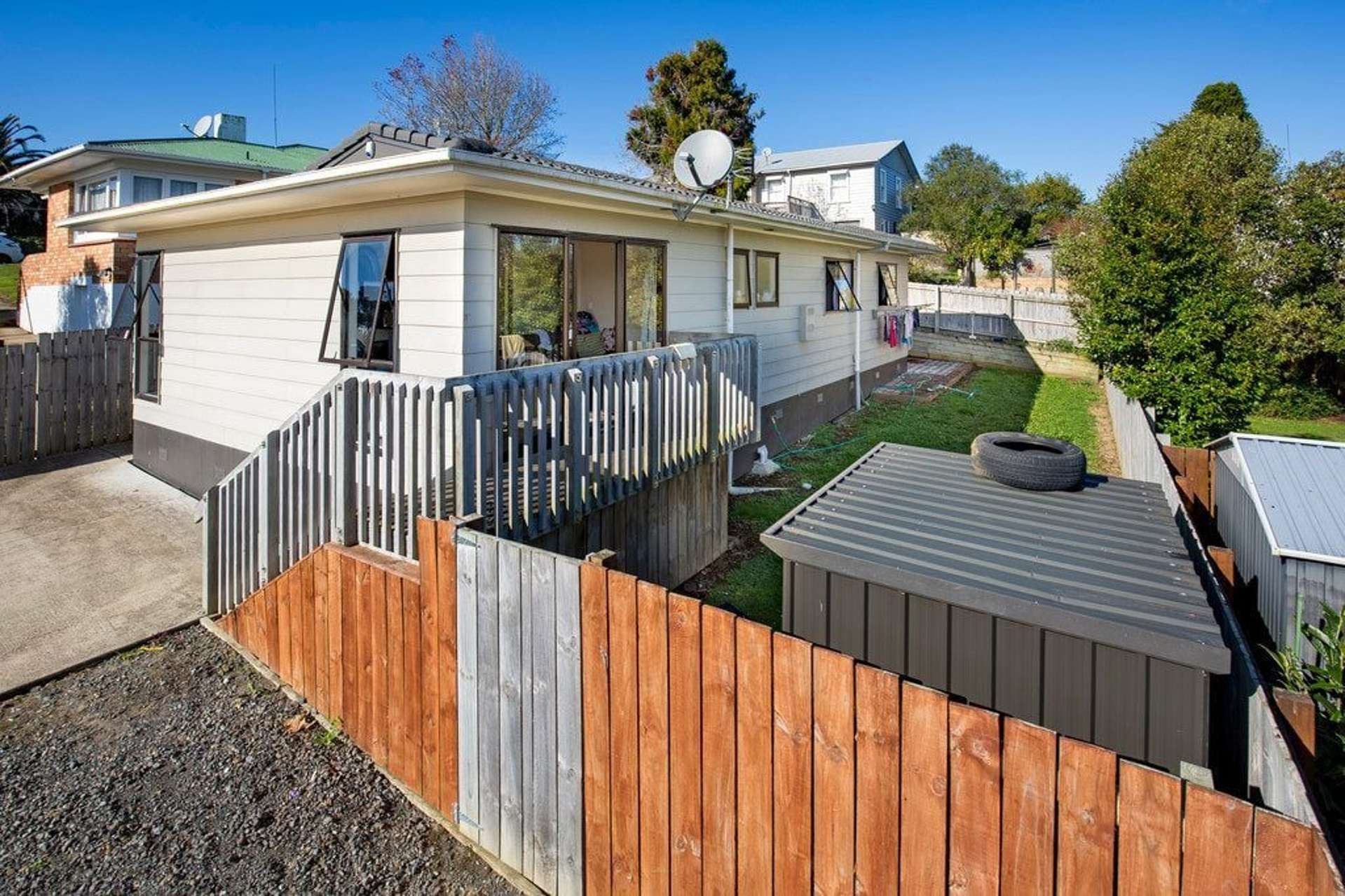 54E Prospect Terrace Pukekohe_0