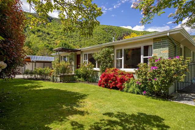 Old Arrowtown family heritage on sale