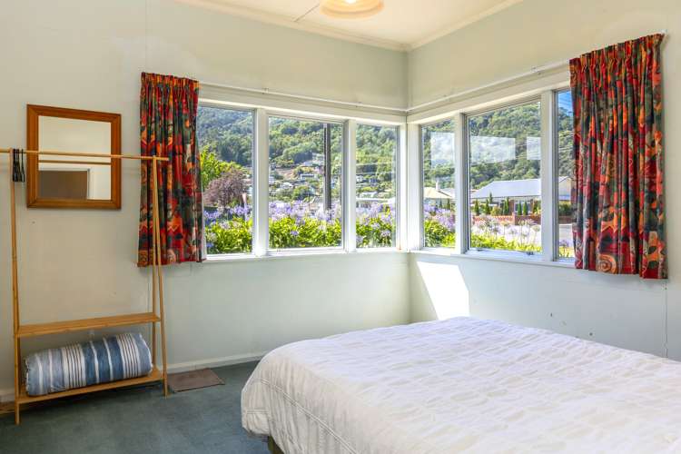 65 Broadway Picton_18