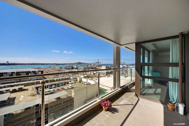 1102/18 Beach Road Auckland Central_1